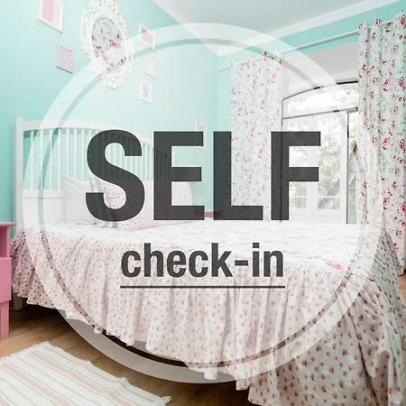 Crespo Hostel *